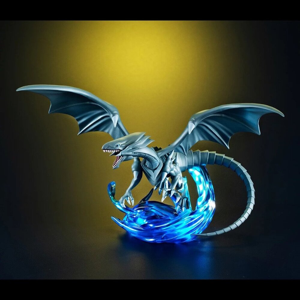 YuGiOh Duel Monsters Megahouse Monsters Chronicle Blue-Eyes White Dragon Figure